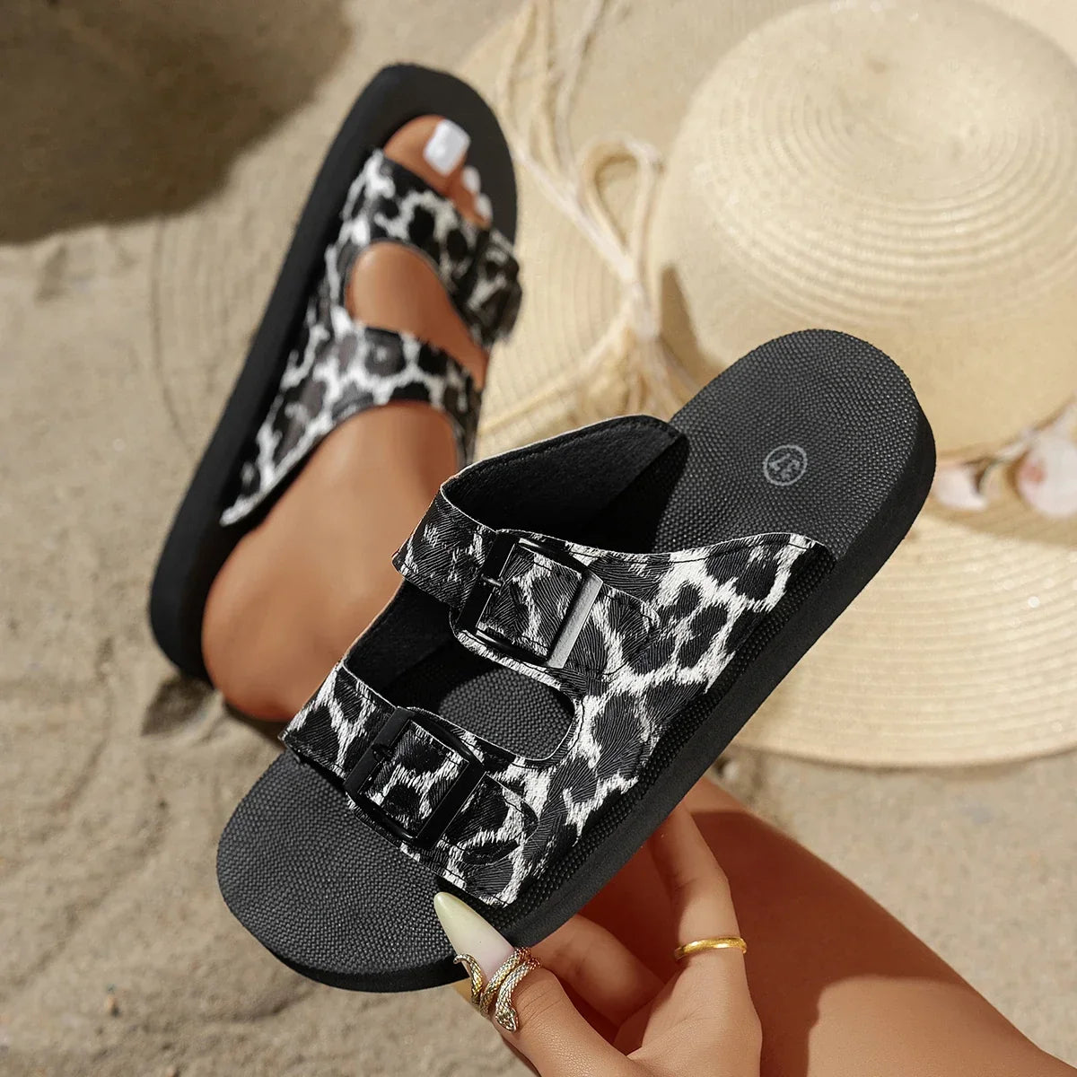 Sandalias Leopardo Kenia
