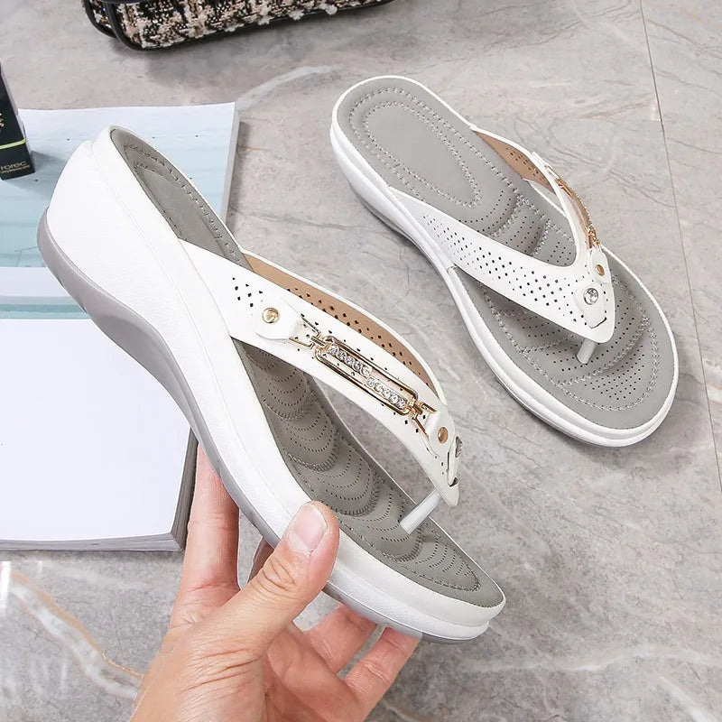 Sandalias Cuña Julieta Metal