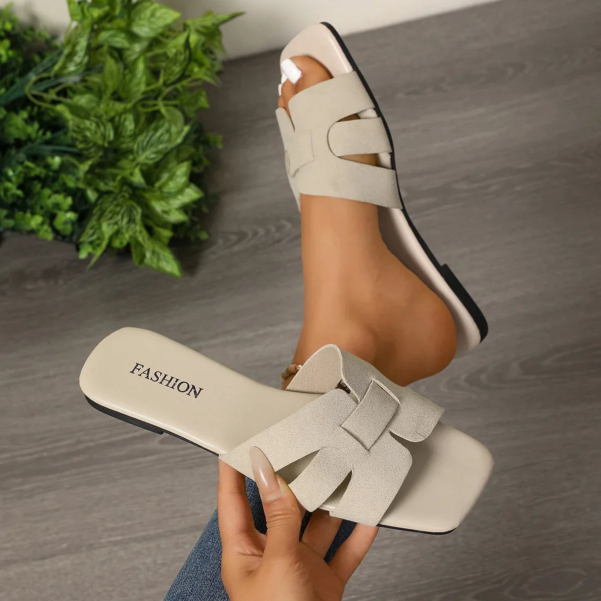 Chinelas Lisas Emilia